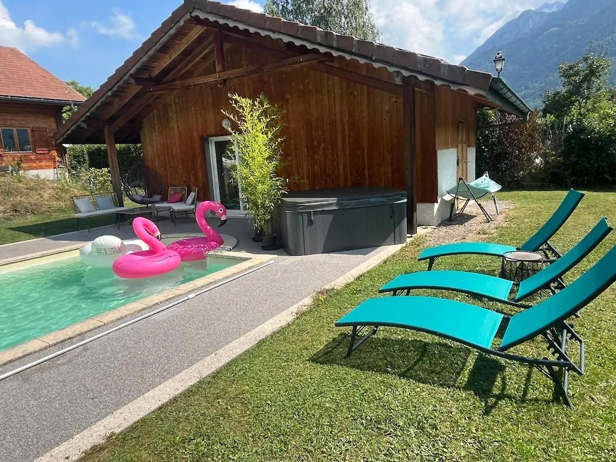 Charmant Logis Entre Lac Et Montagnes Doussard 0*,  France